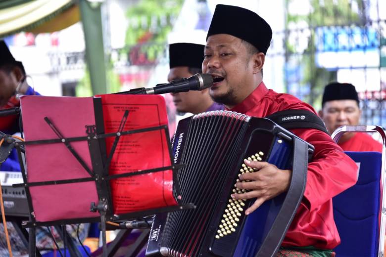 Oesman dan Kecintaannya terhadap Musik Melayu